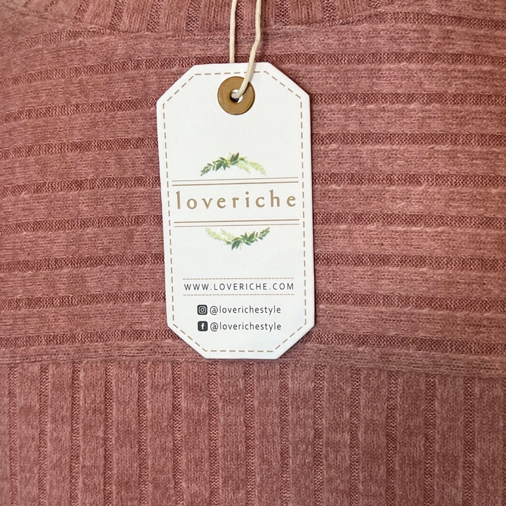 Blush Pink Three Quarter Sleeve Ribbed Tee with Flared Sleeves - Picture 15 of 16
